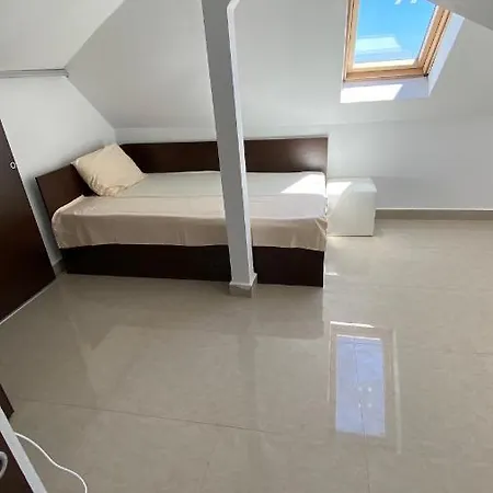 Vila Dariana إيفوري سود